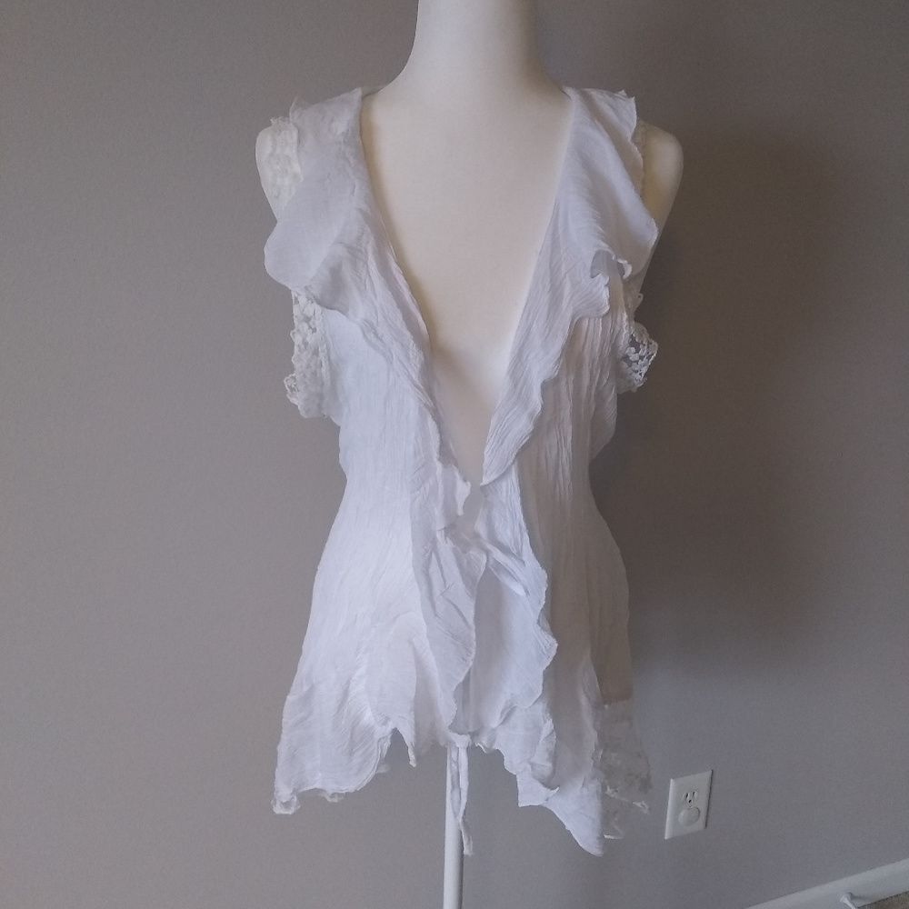 Simply Irresistable white top